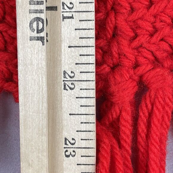 Vintage Large Hand Crochet Poncho Wrap with Fringes Women's Red Iconic Retro - Picture 9 of 16